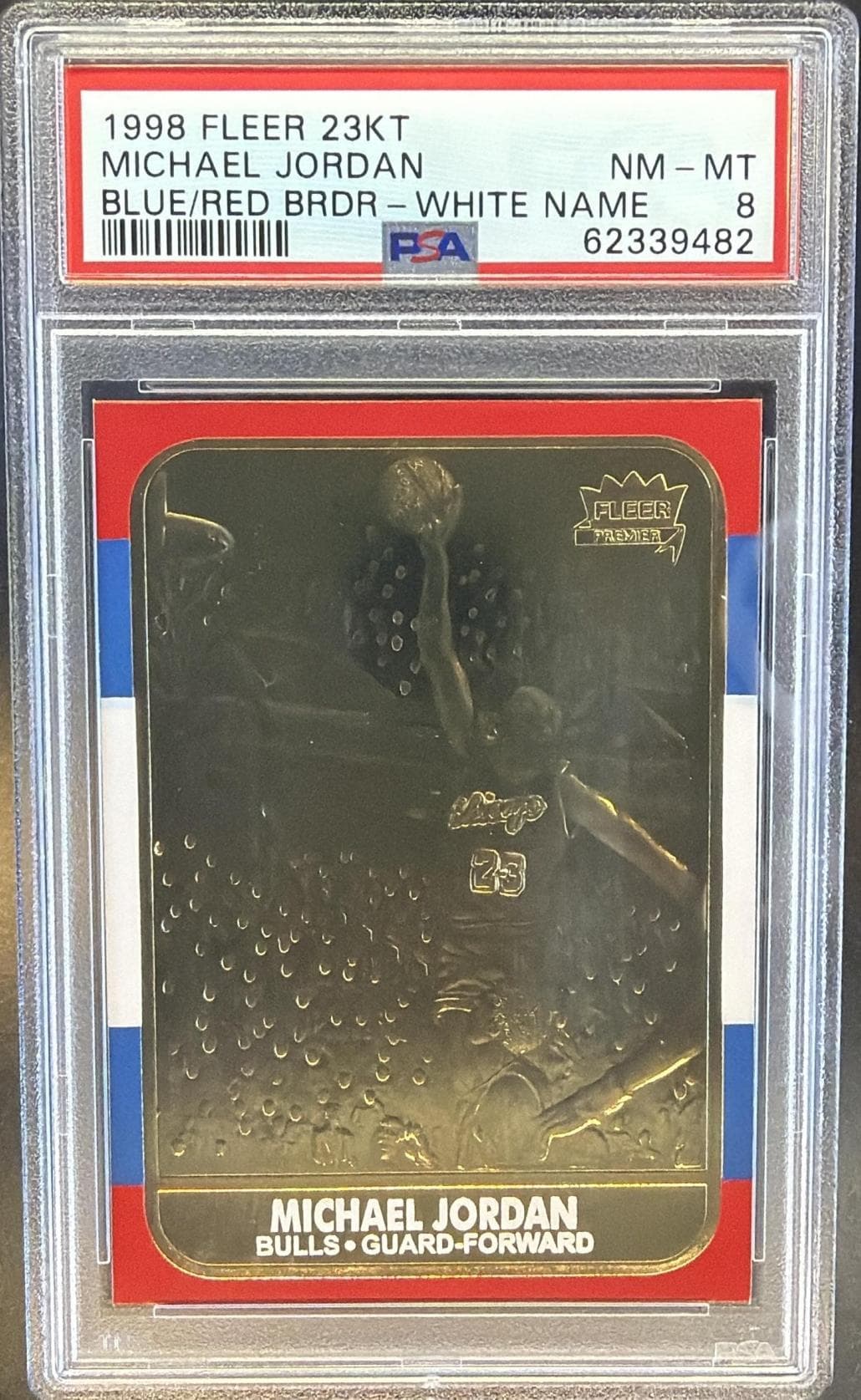 1998 FLEER 23KT GOLD MICHAEL JORDAN BLUE/RED BRDR-WHITE NAME NM-MT 8 62339482