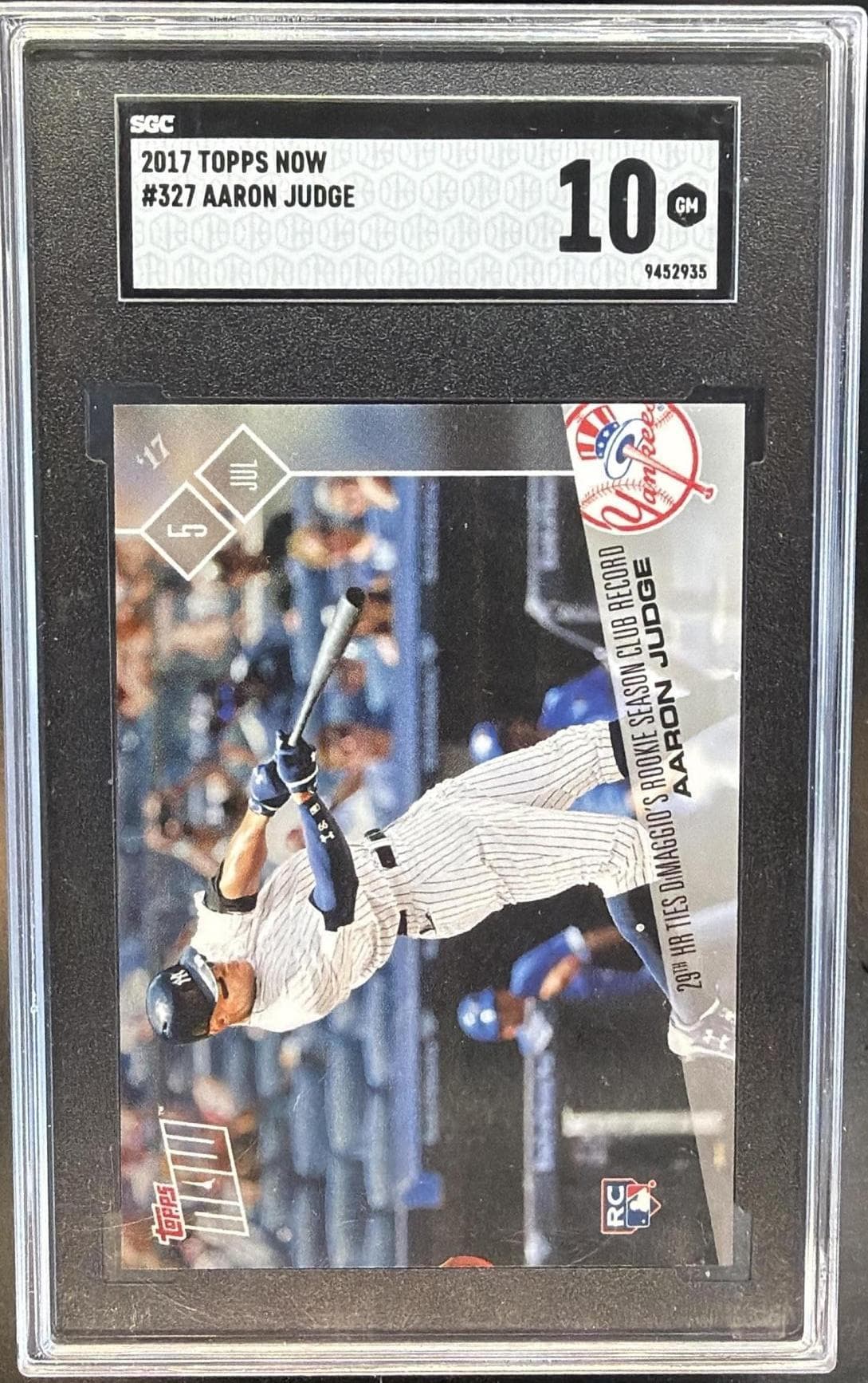 2017 Topps Now Aaron Judge #327 SGC 10