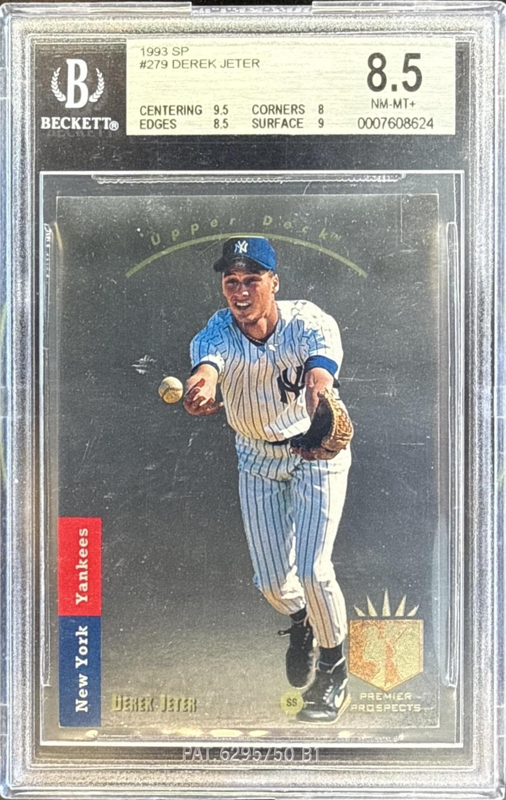 1993 SP Derek Jeter #279 BGS 8.5
