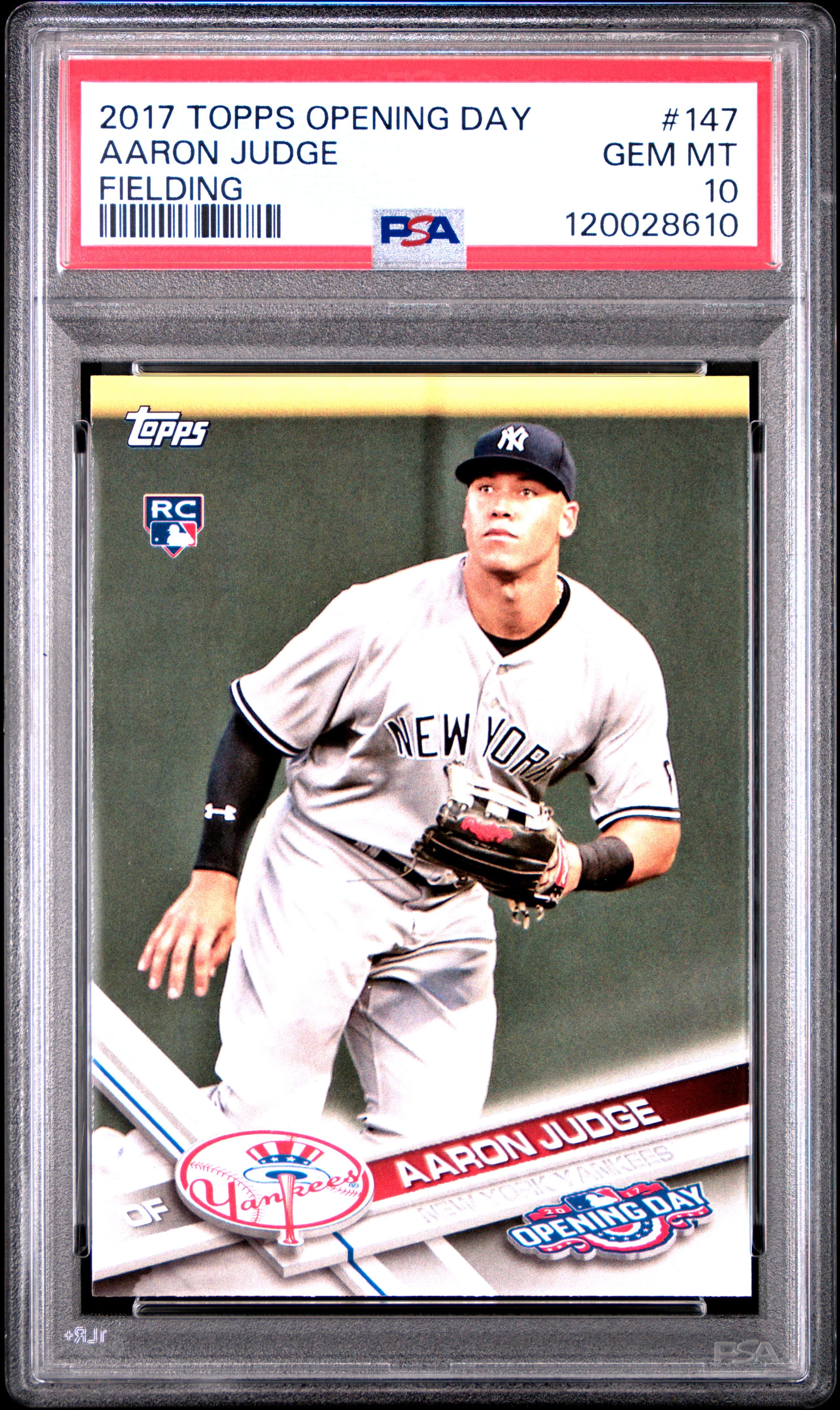 2017 TOPPS OPENING DAY AARON JUDGE #147 FIELDING GEM MT 10 120028610