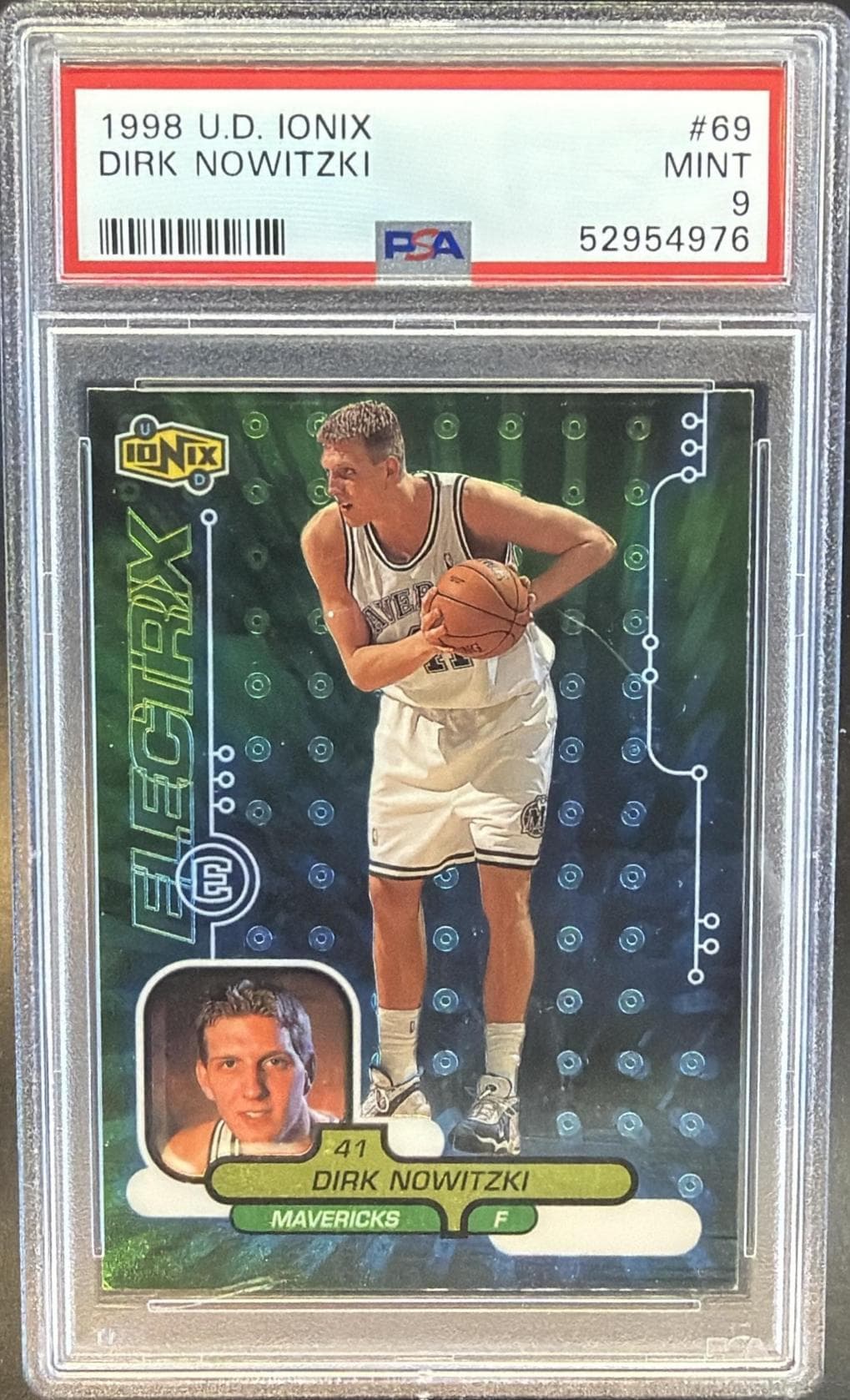 1998 UPPER DECK IONIX DIRK NOWITZKI #69 MINT 9 52954976