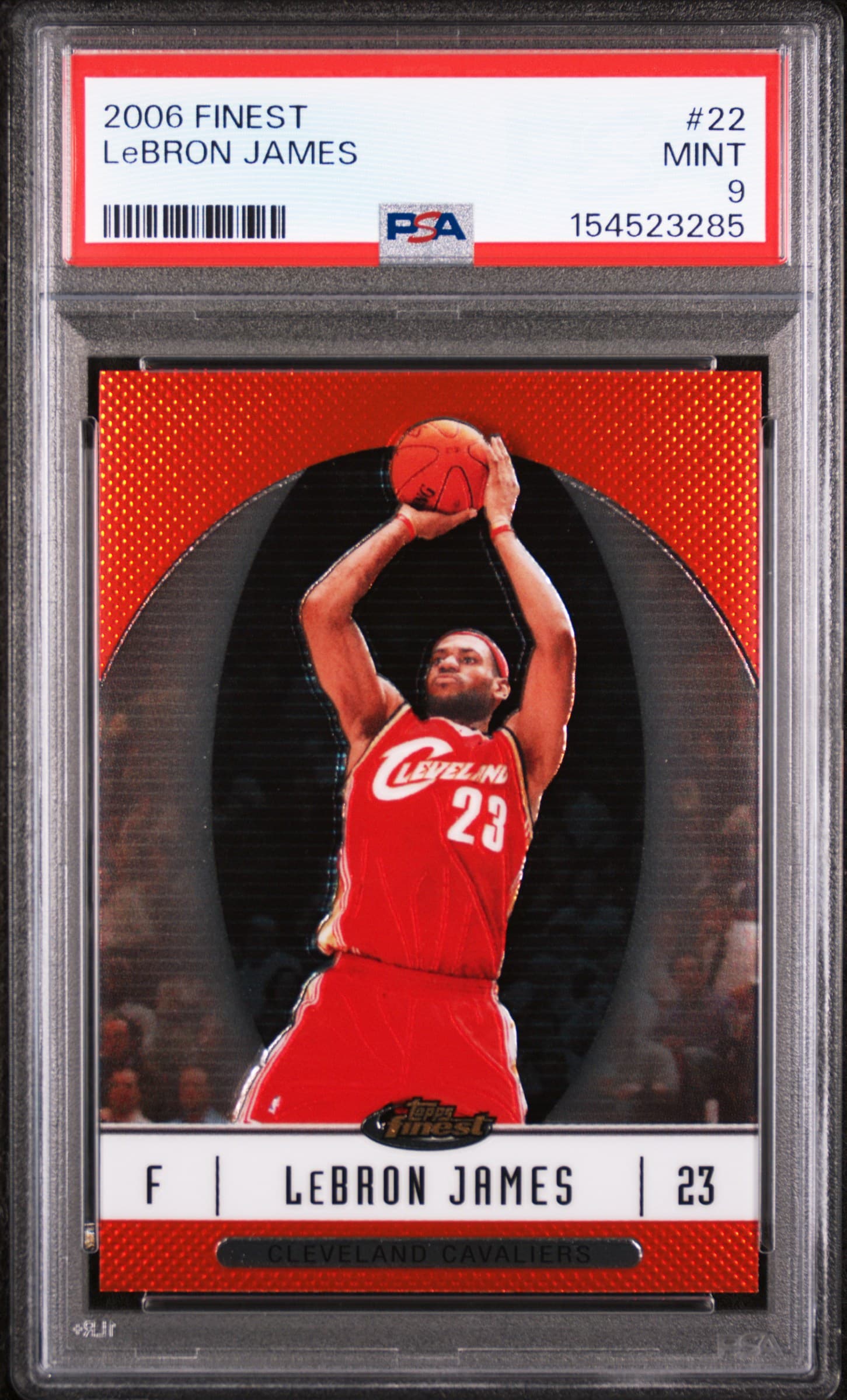 2006 FINEST LeBRON JAMES #22 MINT 9 154523285
