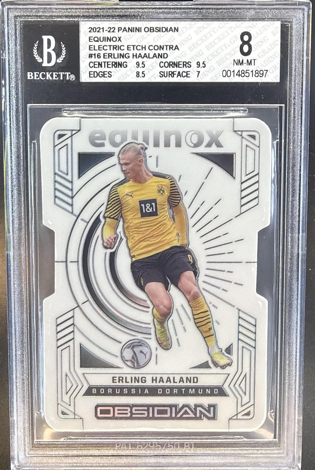 2021 Panini Obsidian Erling Haaland Equinox Electric Etch Contra /9 #16 BGS 8