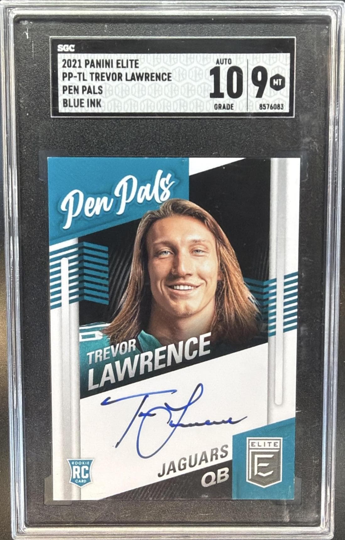 2021 PANINI ELITE TREVOR LAWRENCE PEN PALS BLUE INK #PP-TL SGC 9/10 AUTO 8576083
