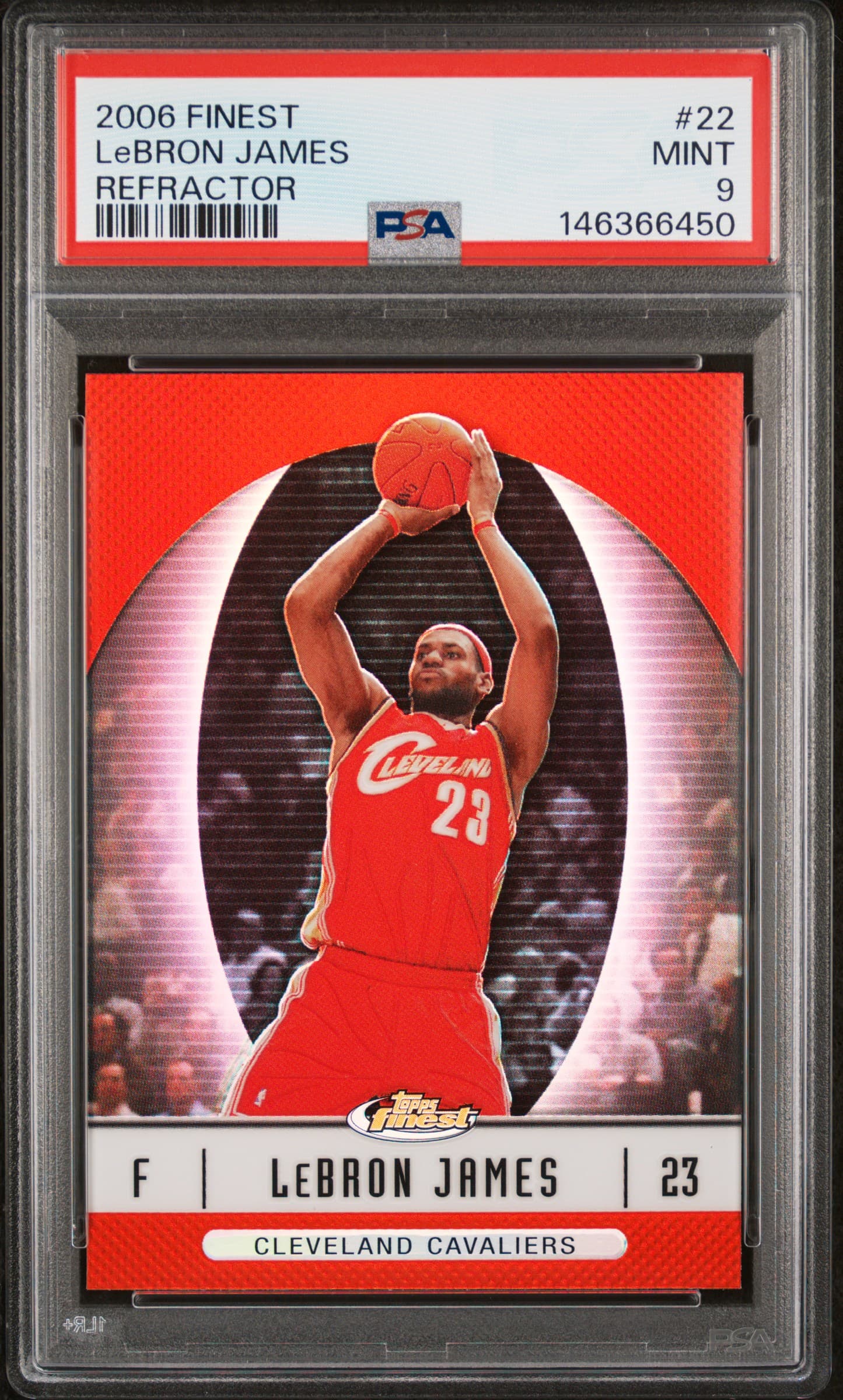 2006 FINEST LeBRON JAMES #22 REFRACTOR MINT 9 146366450