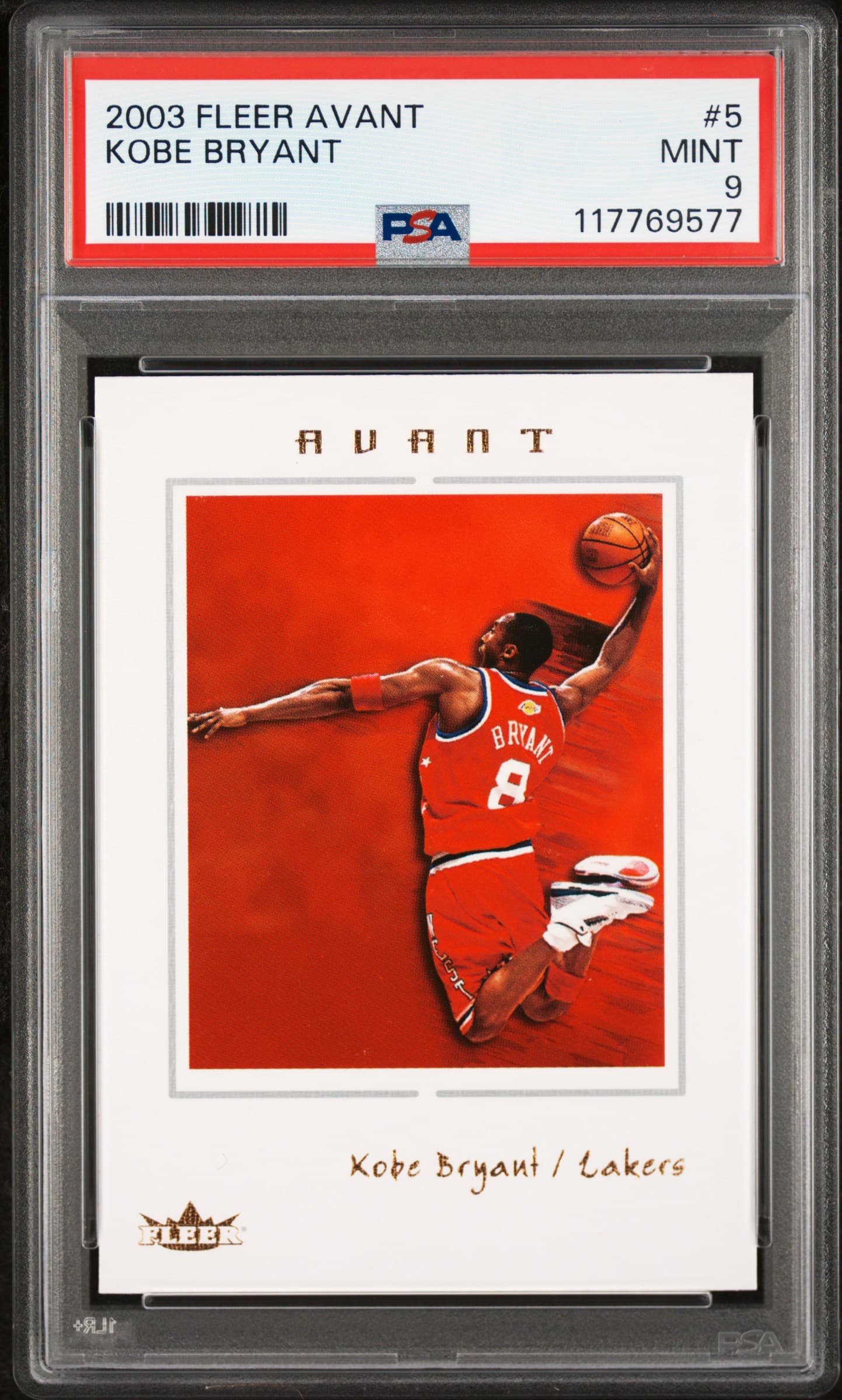 2003 FLEER AVANT KOBE BRYANT #5 MINT 9 117769577